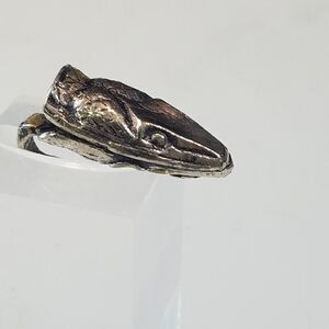 Snake Head Charm Reptile Preditor Pendant Pewter Silver Tone